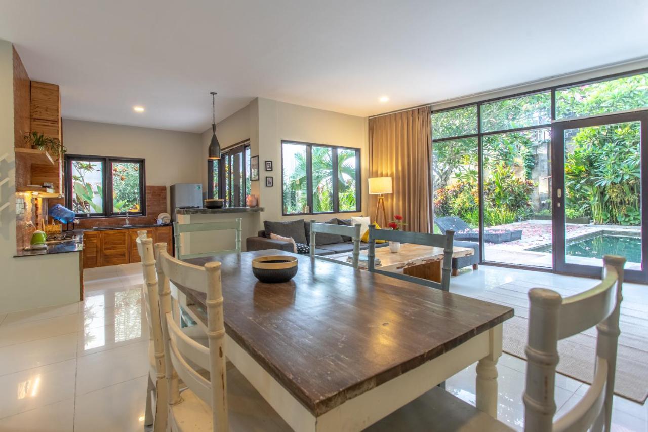Balian Surf Villas Selemadeg  Extérieur photo